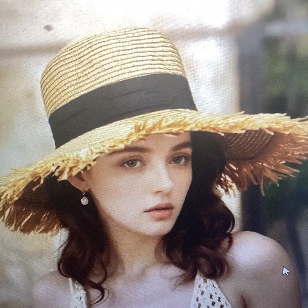STRAW SUN HAT